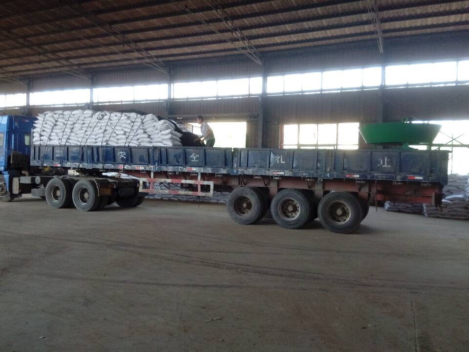 30吨喷雾型聚合氯化铝发往山西污水处理厂